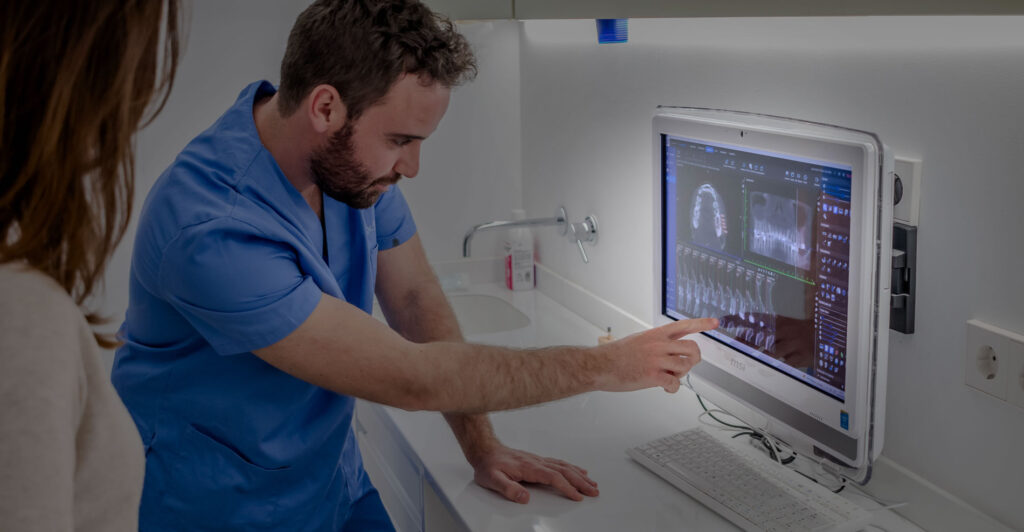tratamiento implantes dentales ontinyent